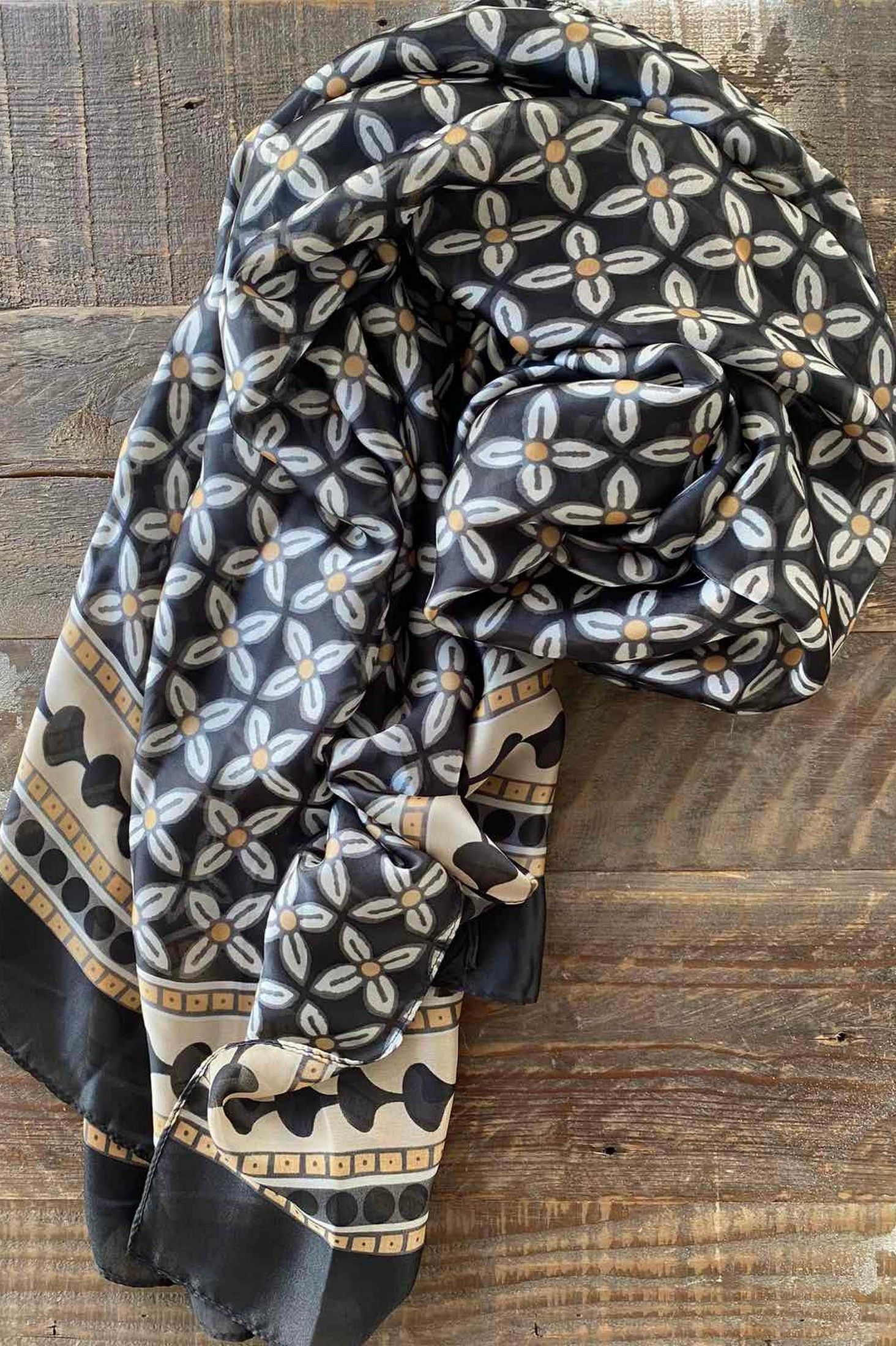 Πολύχρωμα μαντήλια  ' - ' ΑΞΕΣΟΥΑΡ