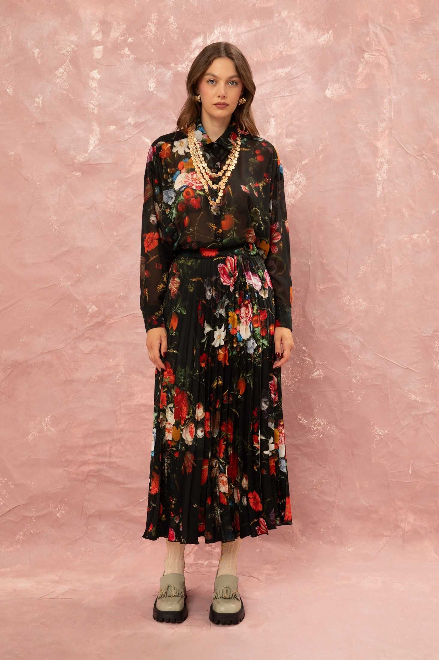 PLEATED MAXI SKIRT - STILL LIFE