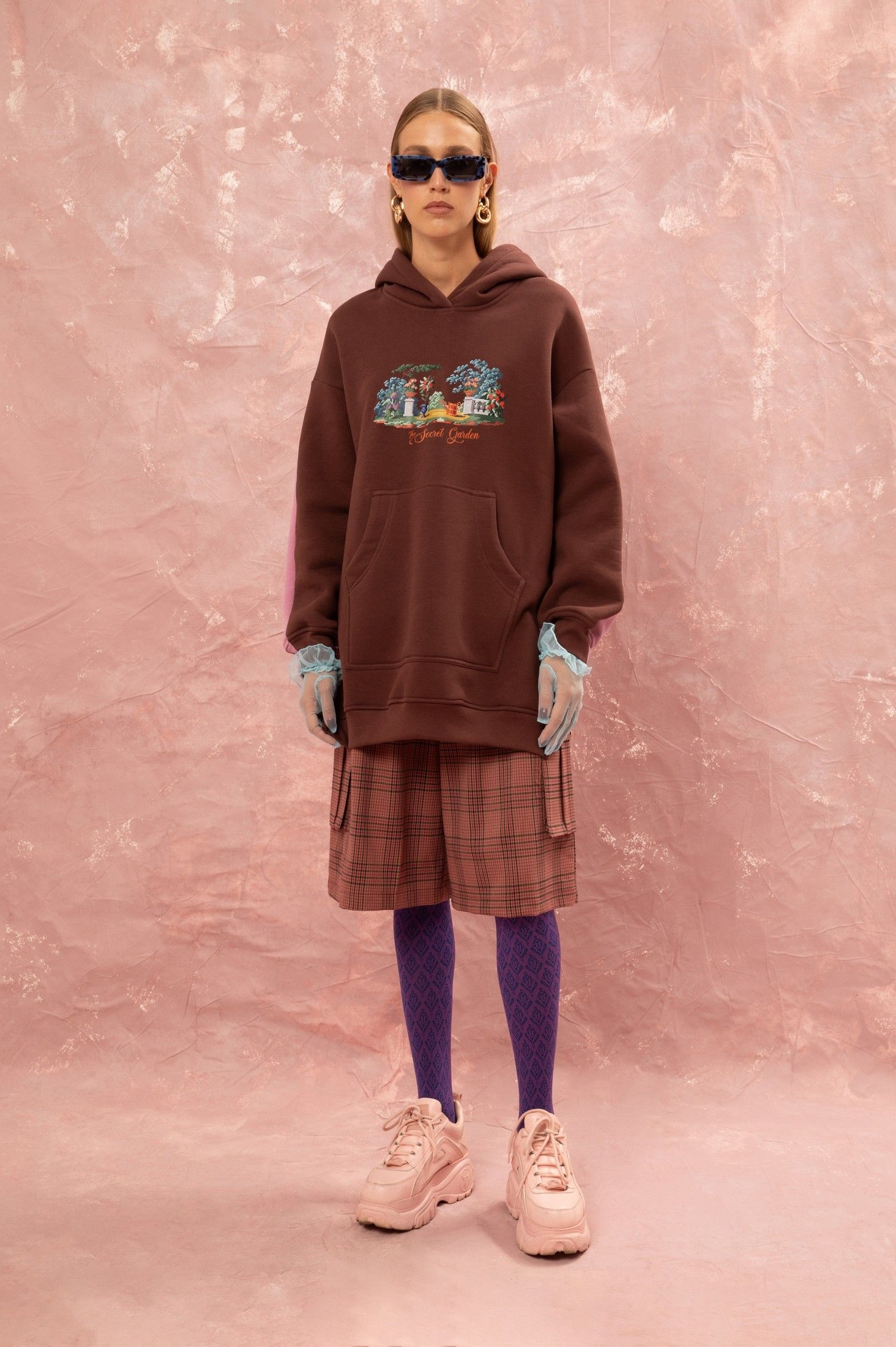 OVERSIZED HOODIE - BROWN/PINK ' - ' ΤΟΠ